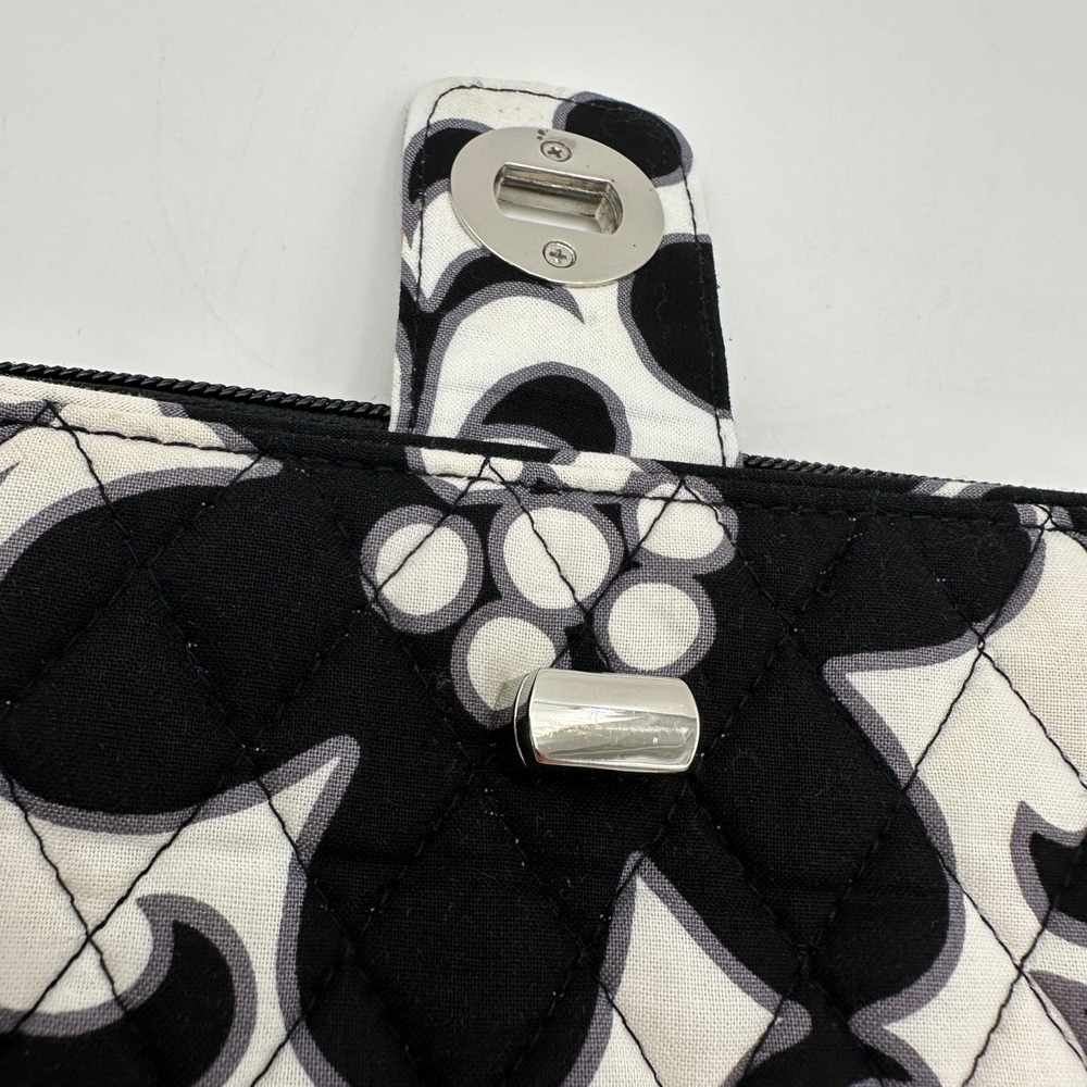 Vera Bradley Turnlock Wallet Womens OS Black White Night and Day Quilted Cotton - Picture 11 of 16